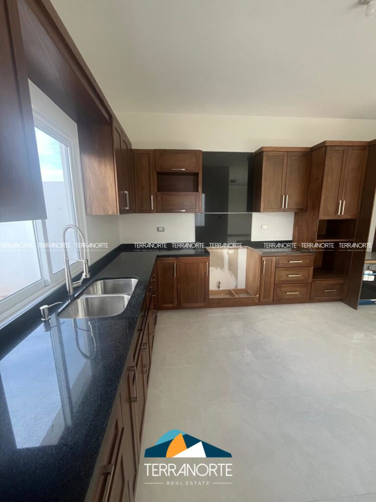 3D200762-1BC7-4E46-9720-49B336BC0DE7