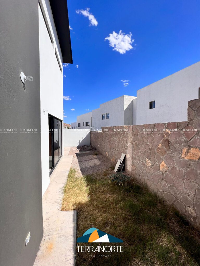 BF666662-B153-4FF1-9E8C-EA9C649F31AA