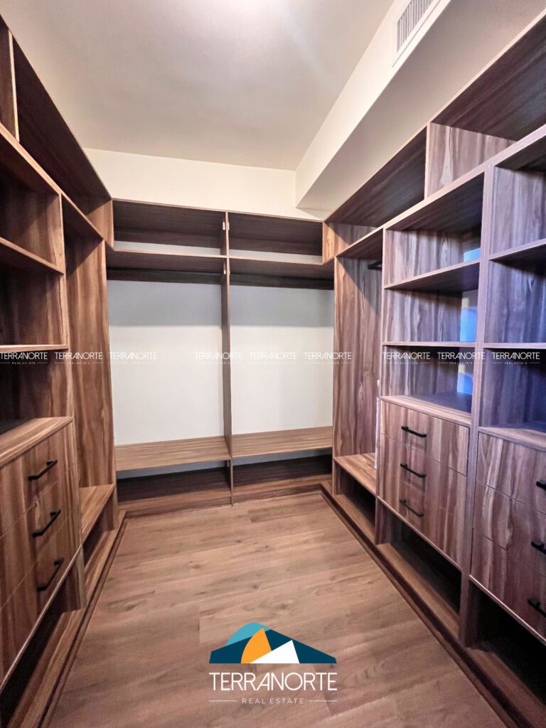 DA85B182-8245-46FB-AF67-17E6D29694E8