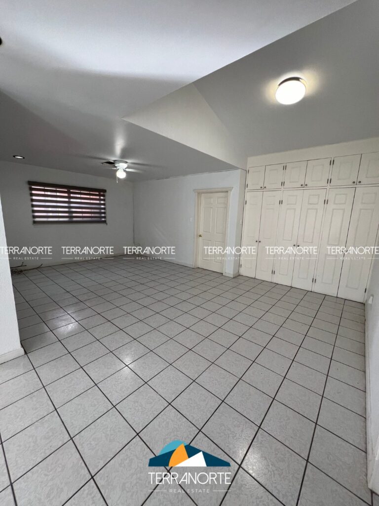 26eb9279-0547-49ce-a0a3-5baa7029b40d