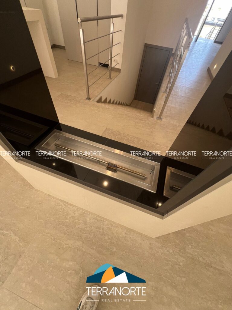 30458e77-8631-4eb6-a7a5-b1d343b4f5fa