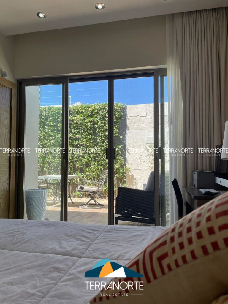 3ad98d69-7d1f-439f-9839-f51f3fa65bb3