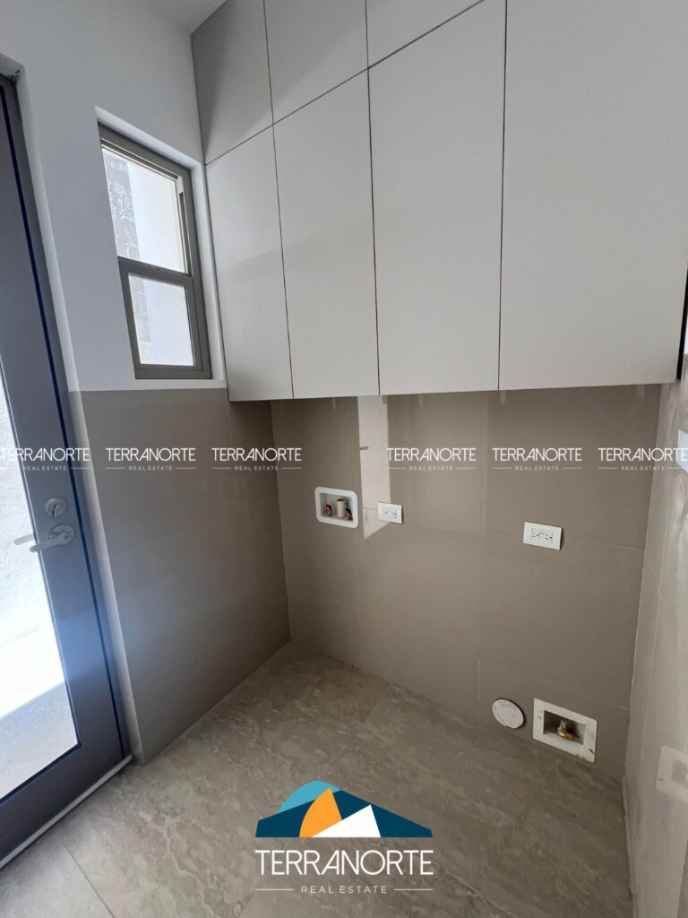 56cb35fa-c2fb-4636-8ad1-4152a62c8f79