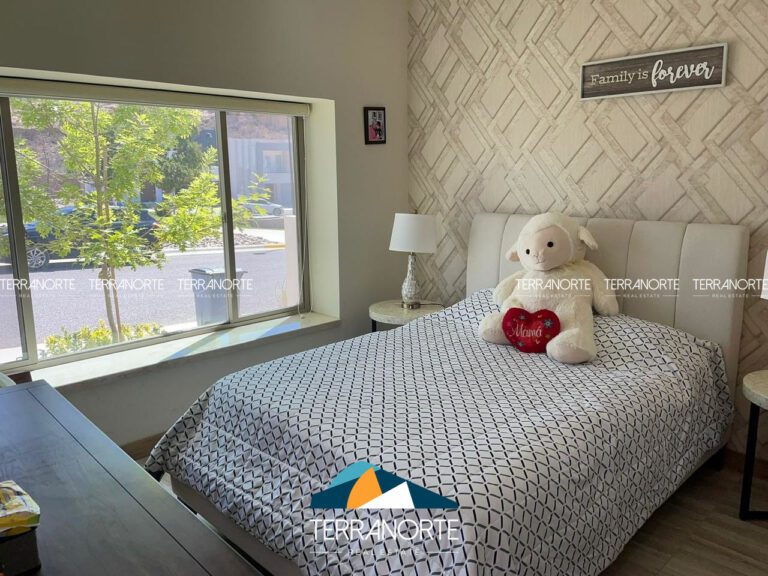 655bef2e-7f56-47d9-b90b-31c55da23e4c