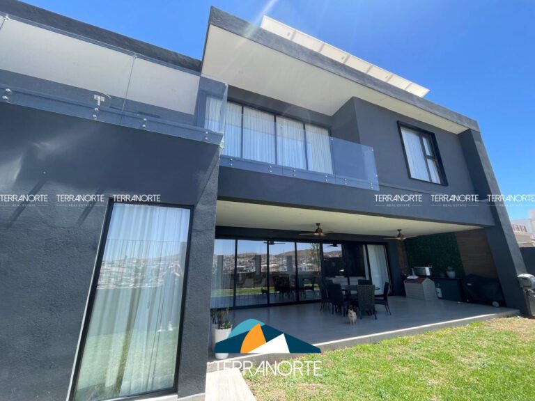 66D1B077-08DF-4740-8AA0-E7971F967B03