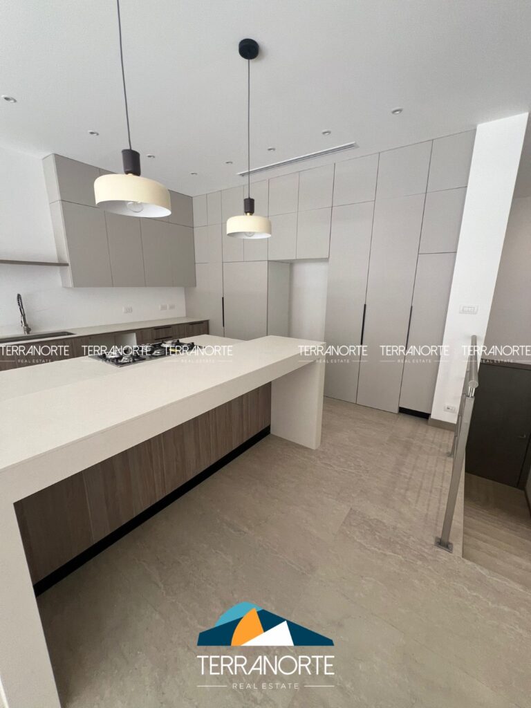 6dc70cc8-c838-436b-8ce4-c71c934a2ff1