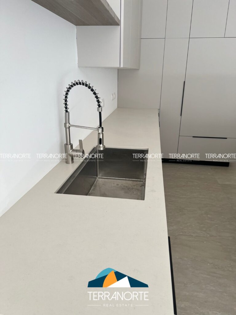 760a369a-ba5d-4a4d-aadc-b46f431a083a