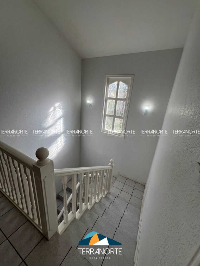 b0f4fd72-bc58-4f3e-8ca5-73443127e63f