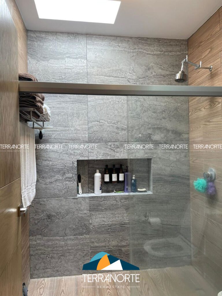 b17f82fb-470e-4edd-a1e1-7623c18a60d7