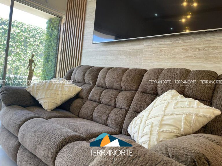 beab55c0-57db-4832-8e79-a3cdb36ff04f