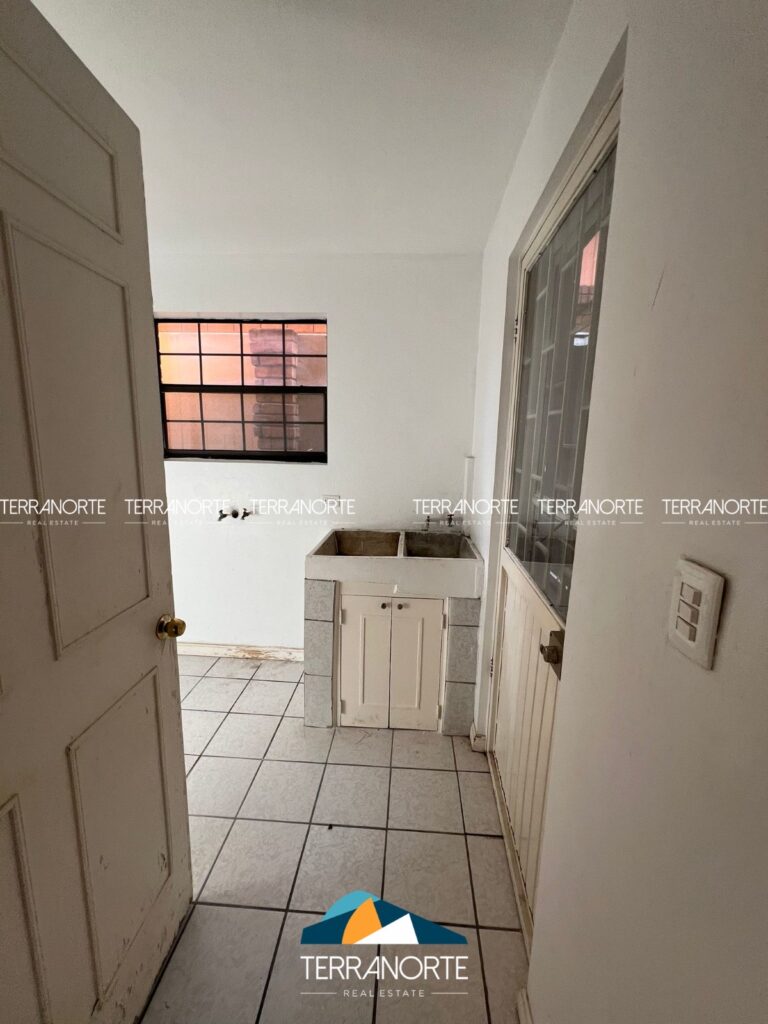 c15c064e-83ef-43f6-89b9-425ca292fccd