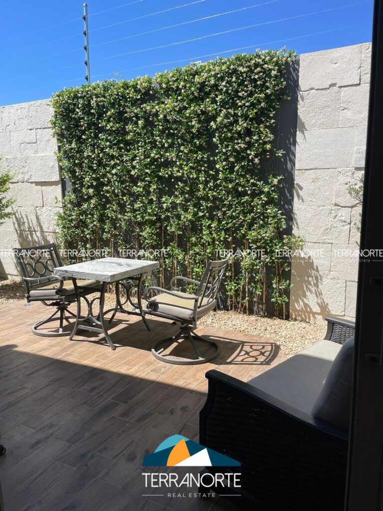 defbf8ce-8c3e-492b-8a6b-b42f0a330521