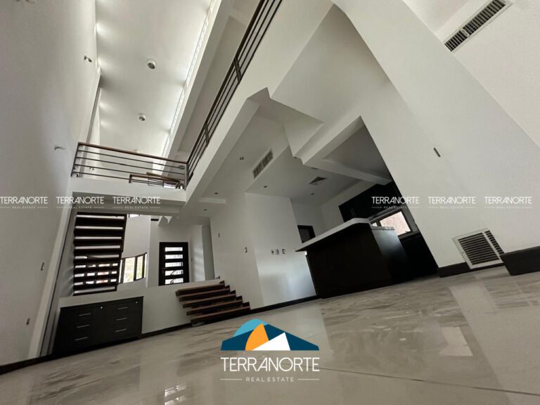 e3e4a315-55b9-499e-aa71-9f38a243e04f