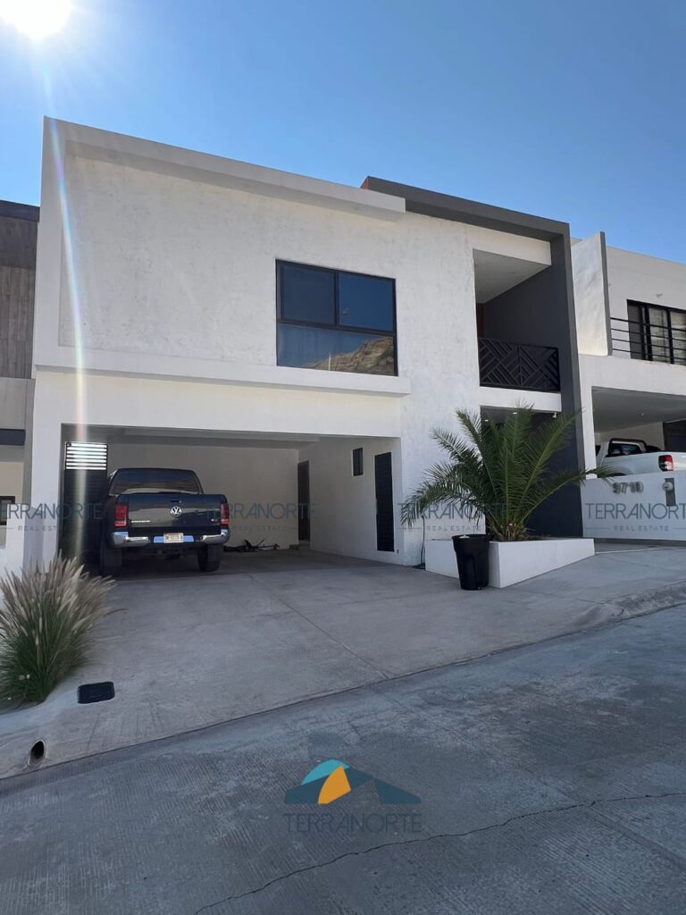 06f0c7b8-bbe3-4cca-b548-5da8c1d80ba6