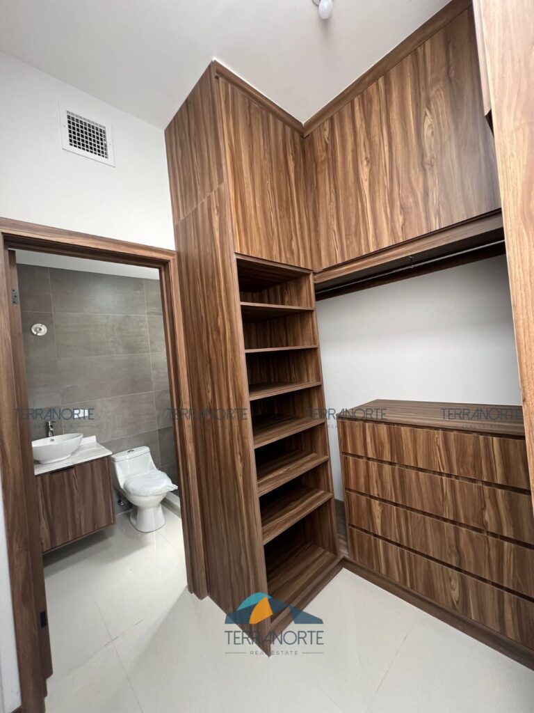 1c750adc-a3fd-4781-bfc7-c9b4537ea51e