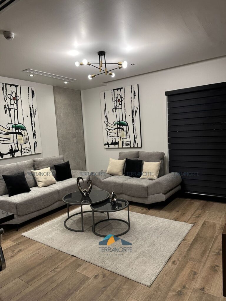 3303e403-a78d-45e4-b0d7-5866a143111d