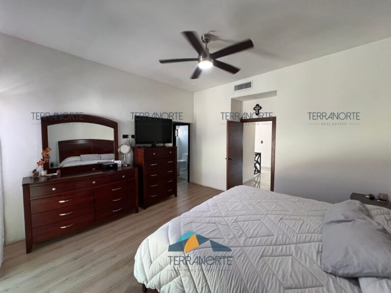 4dea2f25-b414-4fa1-bd73-78b89e9a8fc7