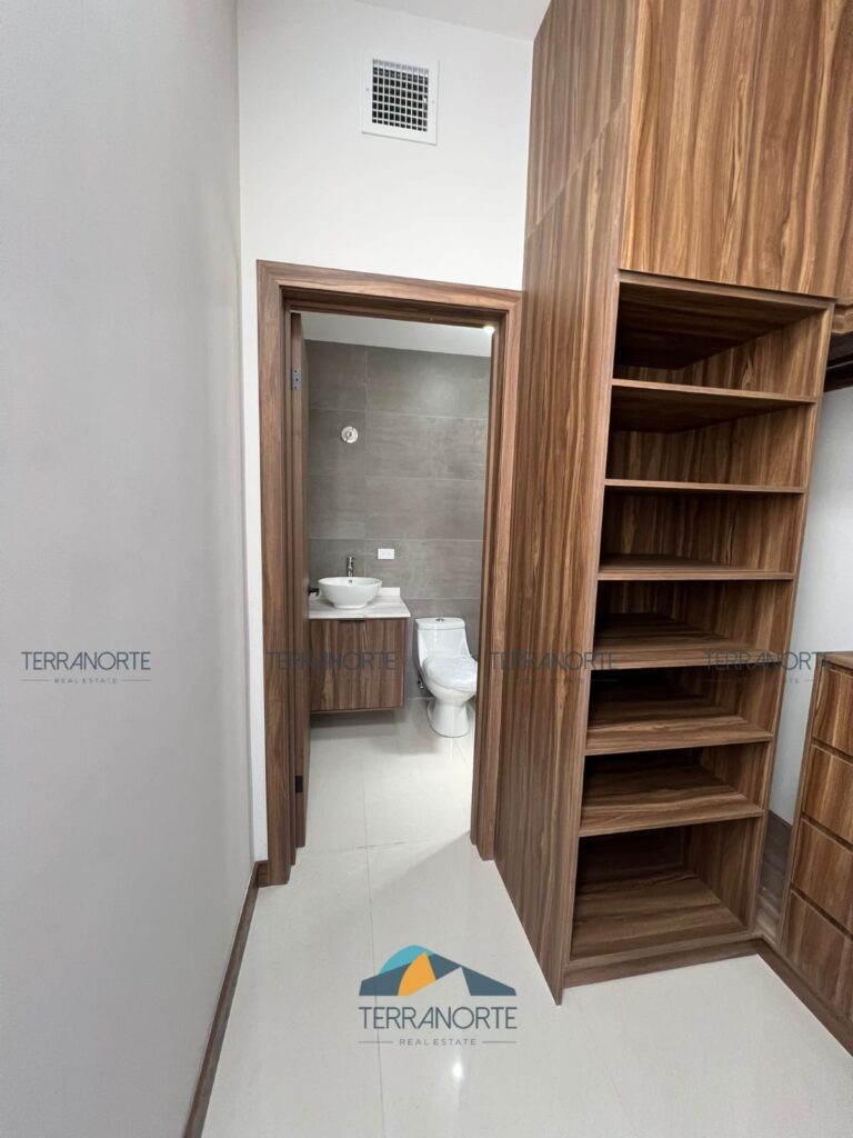 4e4546f0-c2fc-45b8-9792-0b1d66e75664