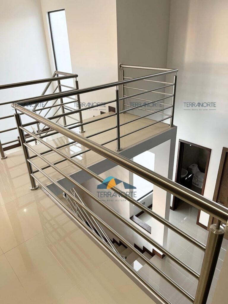 58165249-4876-4315-9e42-6dd98dfb4242