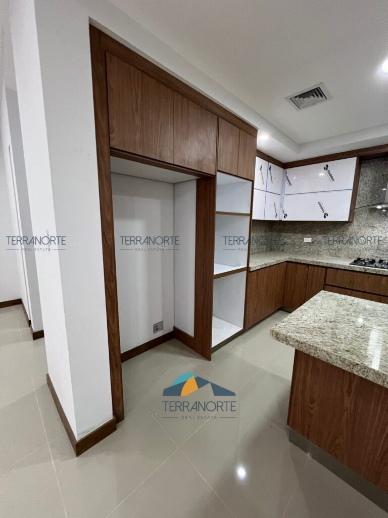 6ae8cdb7-a8b6-4fce-9828-0c18ba732c14