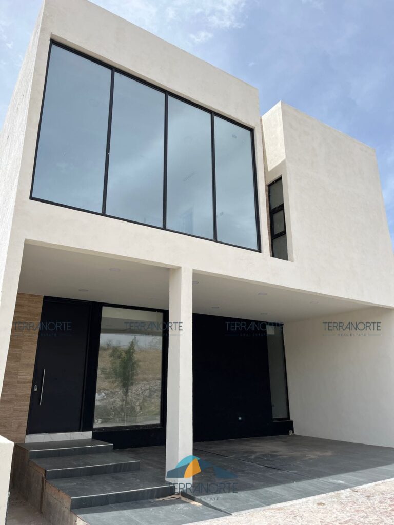 729c3022-2d5d-470e-b4db-20b4bff6ea70