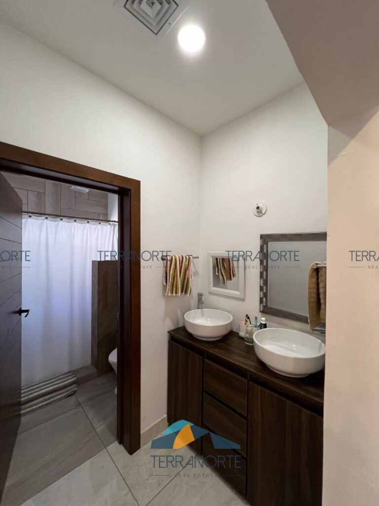 86f329d6-1426-4e14-8fe6-3b1380e30bf6