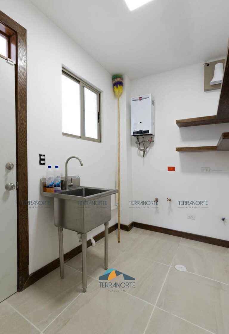 98982f3d-e9c2-4963-8ad9-b99ccee134fd