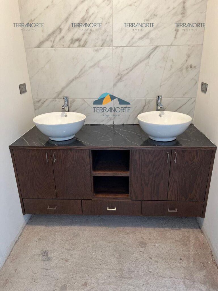 a37a400b-1af6-4b90-8d2f-7b9e7717f50e