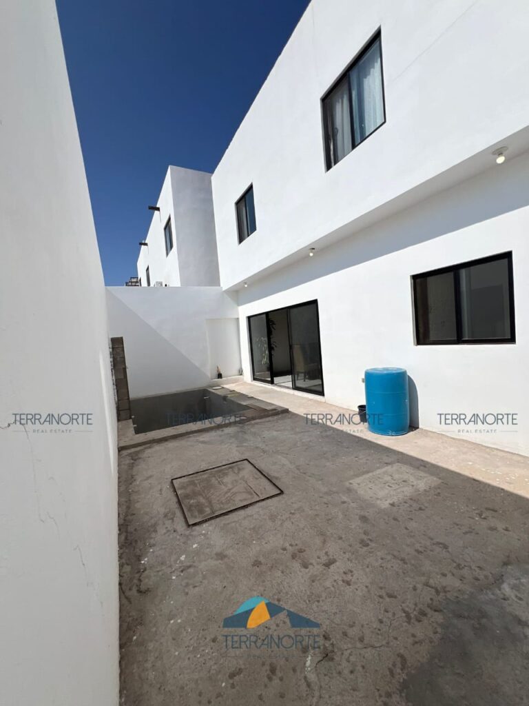 aaa2b8d4-9c5f-49c0-a334-faa1c938751a