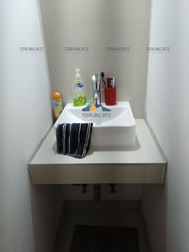 aad2c16c-5c47-4754-980a-86cfff62323c