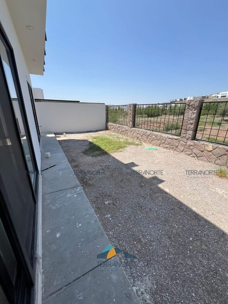 c239902e-9887-43cc-8615-31b205d29406