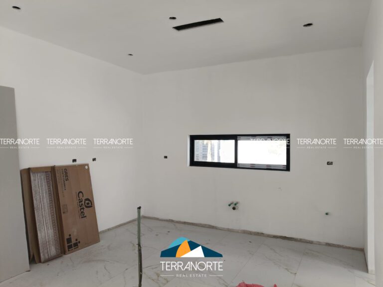 c7c0fc92-4110-4617-babd-1a51126e3f08