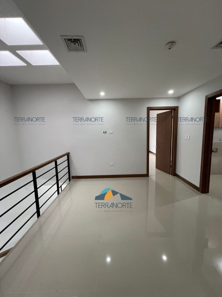 cb7c4a43-7e19-435d-b9a8-d0c07bfd3a70