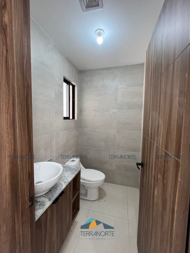 d03959c9-4908-4201-9c81-1a069ec4575f