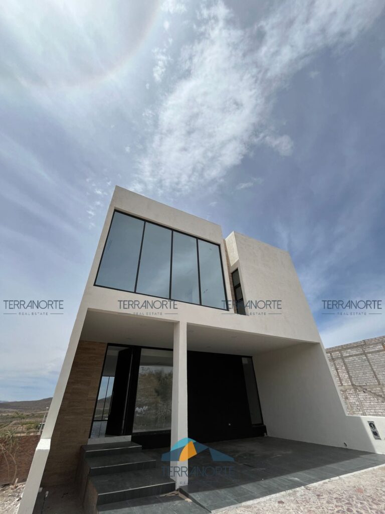 f5dca9fb-b3cd-4d1f-8581-9f83486de46e