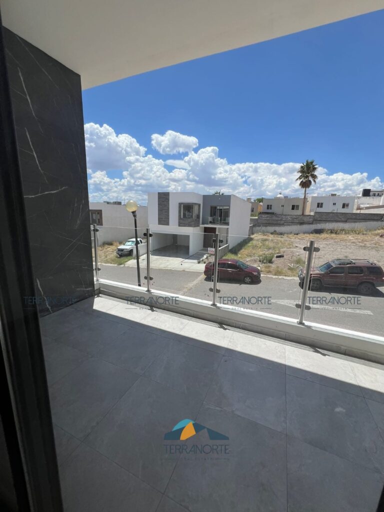 082ab0e7-efd0-41cd-88a6-8439f61b6c3b