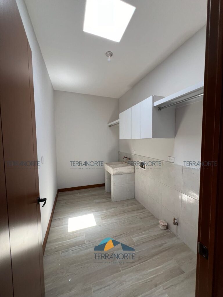 0f2e32ed-4716-4523-971e-f65e3d29f0d8