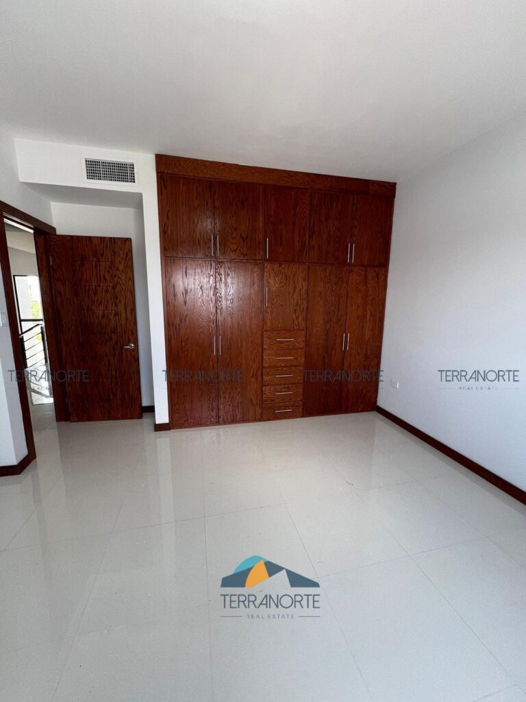 209f413a-2b44-4109-aca1-ba16b99b91f0