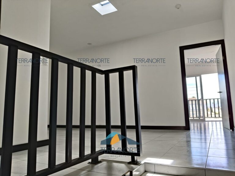 29d65ac3-81c2-4349-9559-75a364a1ef3b