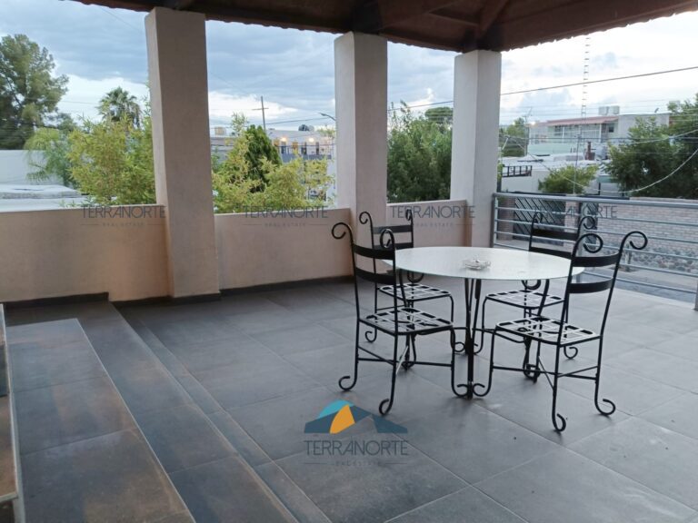 2c51da5f-586a-4f52-ae82-8defb728b33f