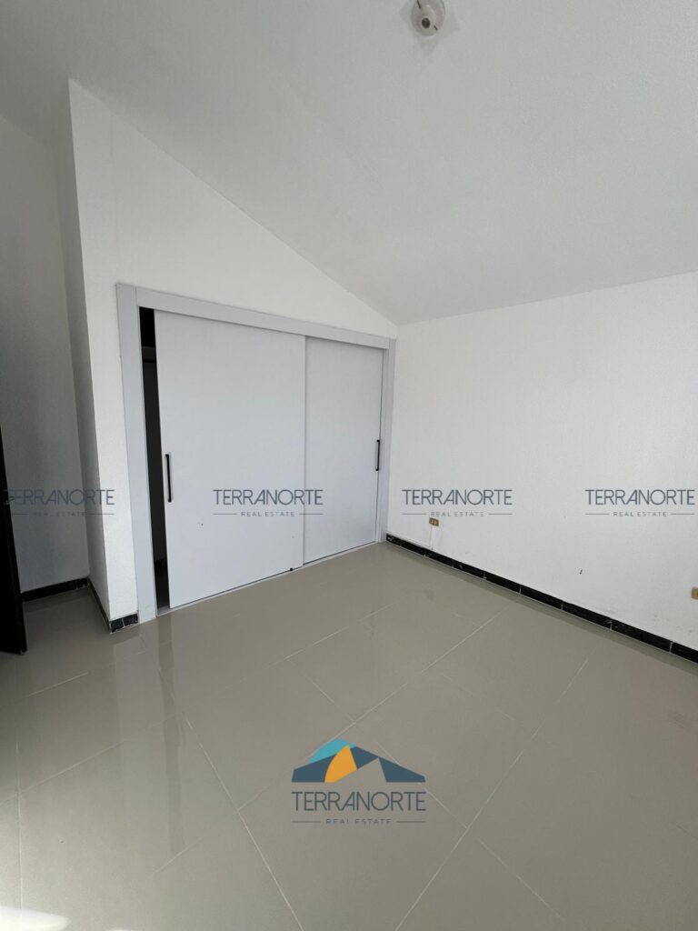 2c7ba62b-d814-4454-ac80-ef1b87e1bcca