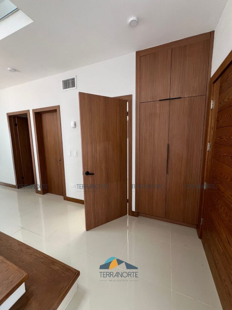 360b20b2-60b2-4f66-a263-4d198ea2a01d