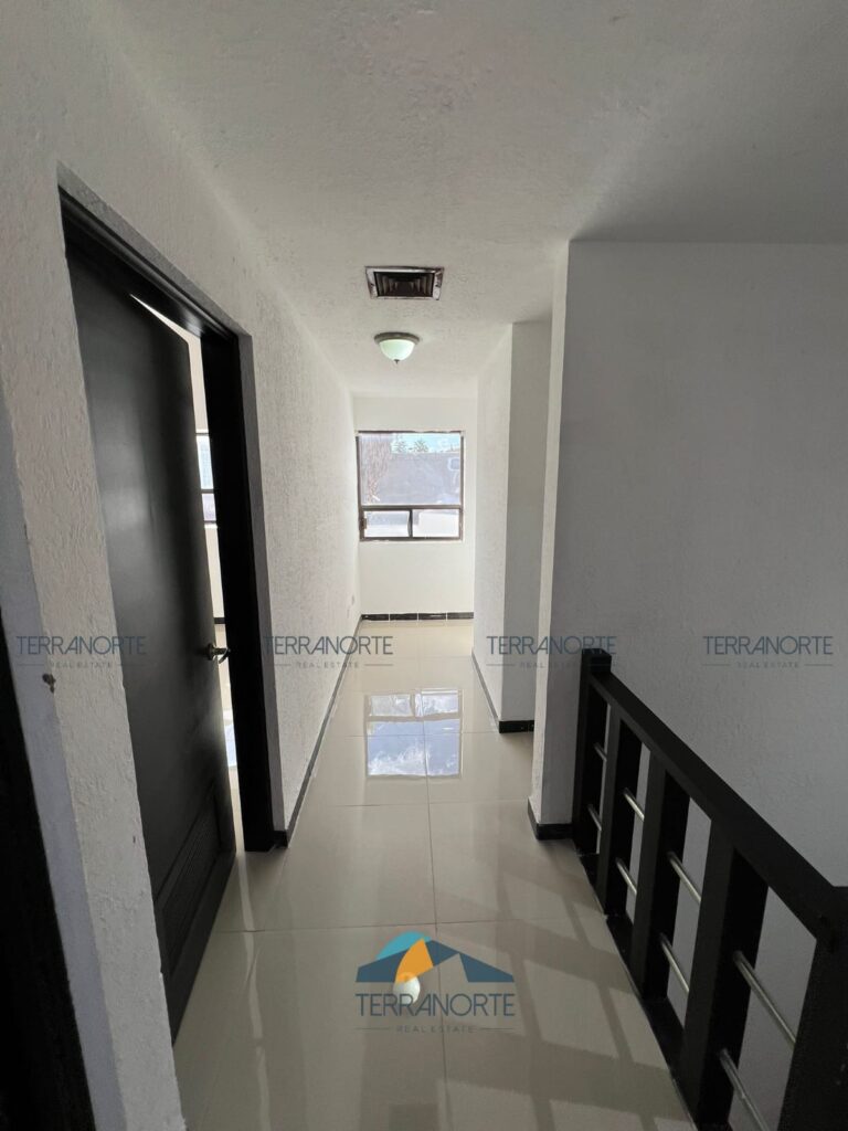 3bc9b915-45a0-490a-844d-1e8e1b287528