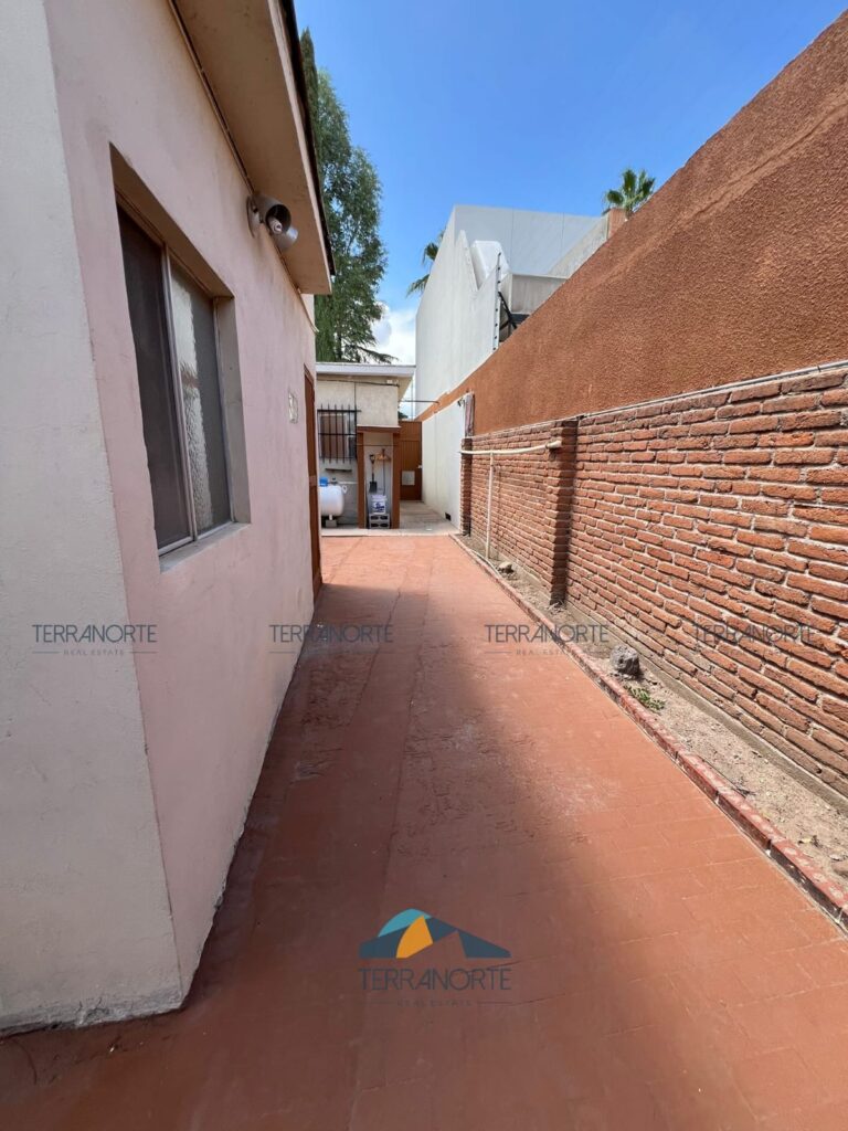 3dbfa998-ceea-401c-bd5b-639a4babc236