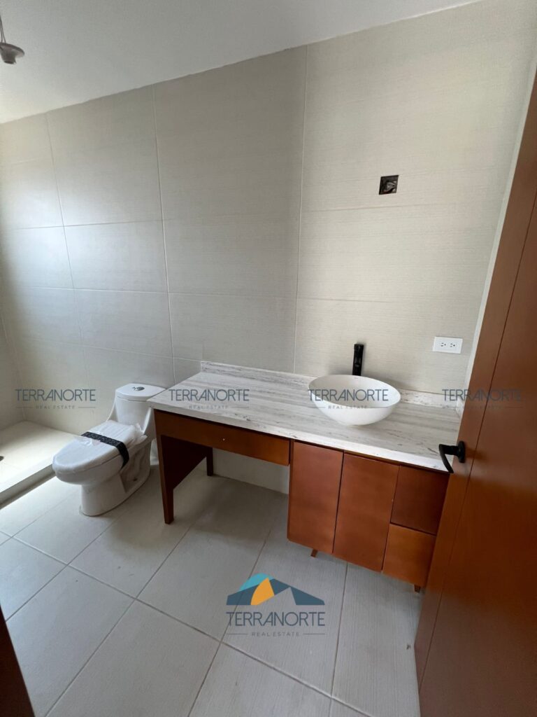 423931c8-9069-4dbe-9b74-b35018586ca3