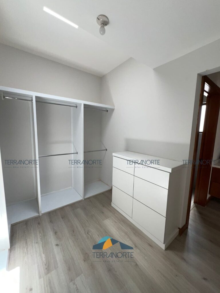 4b6dee59-e2c3-41b7-ae3a-ab1675ba8f35