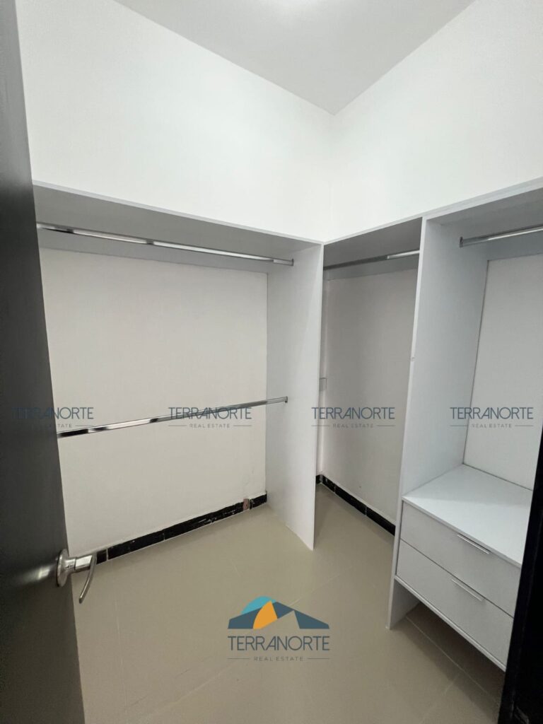 506dc1f7-6213-4efe-ad72-cc33644d9c65