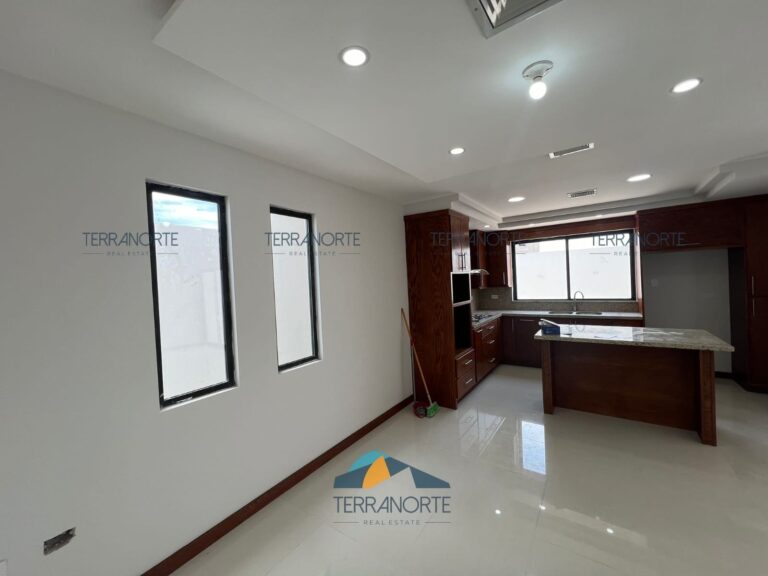 54304153-7ad5-4073-a698-38e9d9d52abe