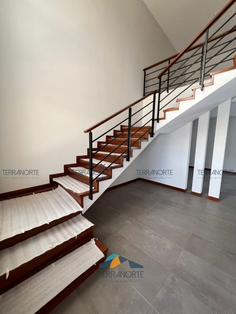 5b4be843-8d4a-4d42-9281-069299a7e01f