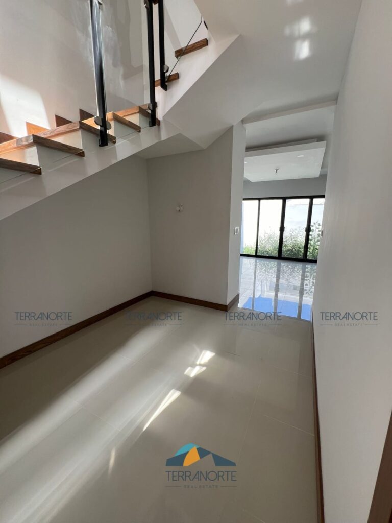 5db36da3-015b-4c11-85a3-61c5c72eda09